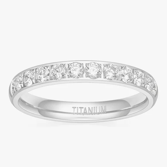 Elegant Silver Titanium Women's Ring - Picture 1 of 2